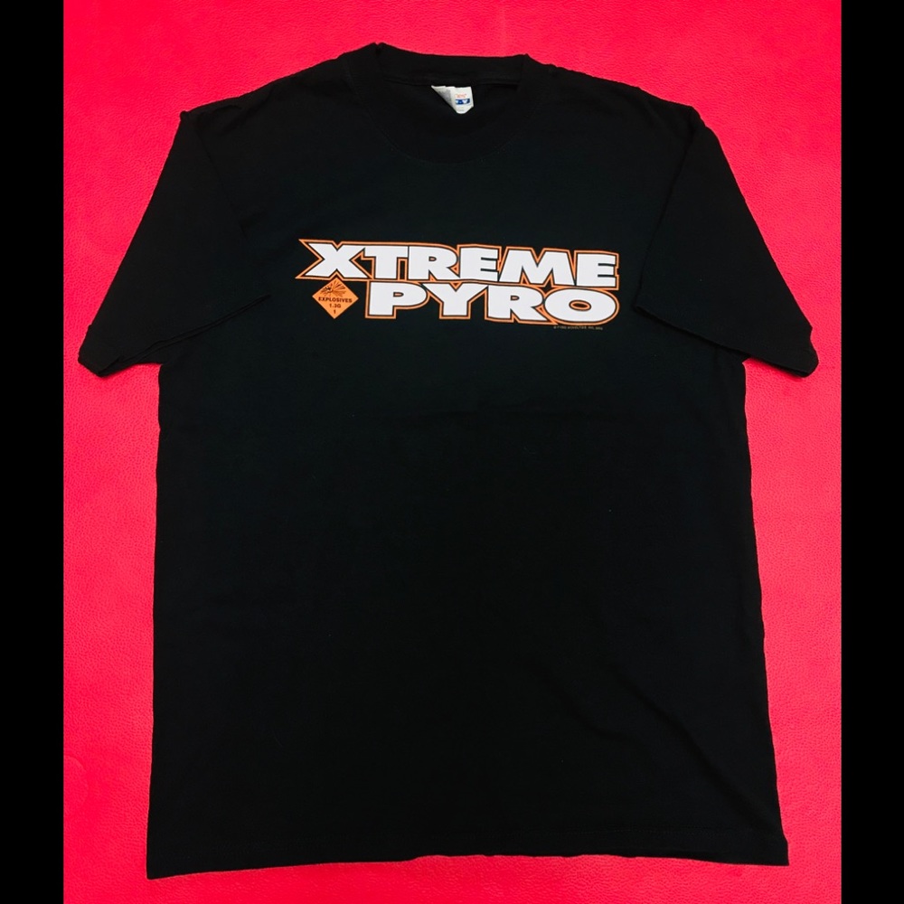 “Extreme Pyro” Graphic T Shirt Size Men’s Medium